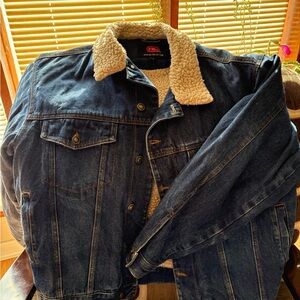 Classic Blue Denim Jacket with Sherpa Collar